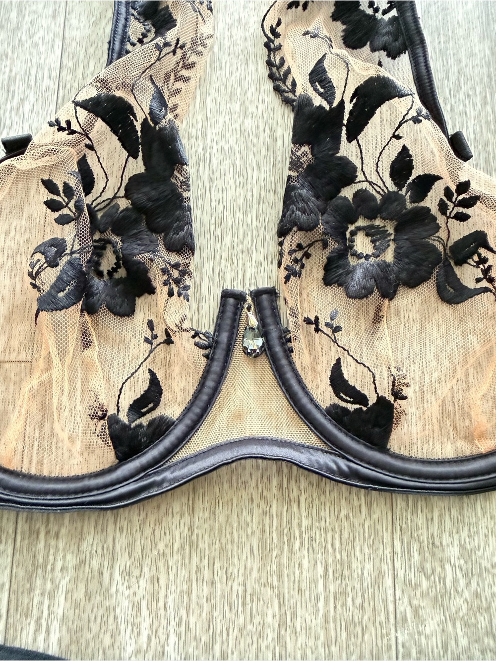 Honey Birdette Belle Black & Nude Floral Embroidered Lingerie Set – 34DD / XS - Picture 2 of 7